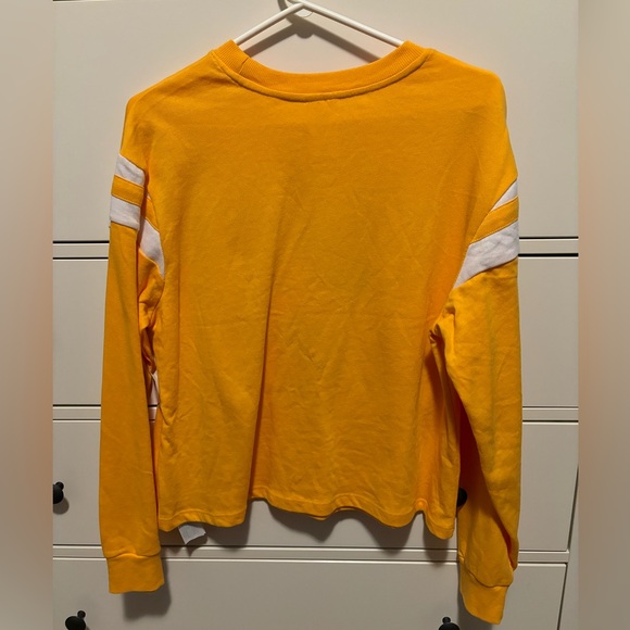 Disney - Vintage Style Disneyland Cropped Crewneck Sweater - Picture 3 of 3